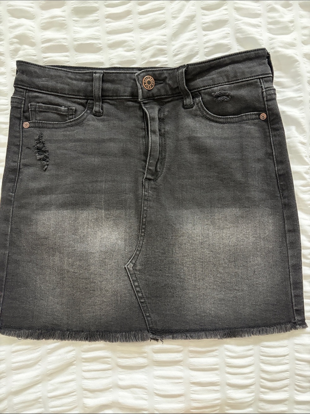 Celebrity Pink Youth Distressed Denim Classic Black Mini Skirt.